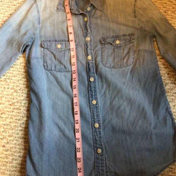 J Crew 100% Cotton Denim Shirt * EUC* XS/S - Picture 4 of 8